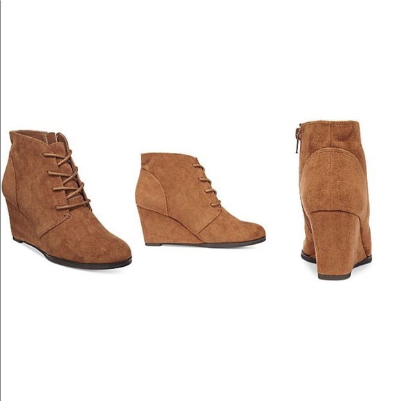 Cognac Boho Lace Up Wedge Ankle Booties - Picture 3 of 4